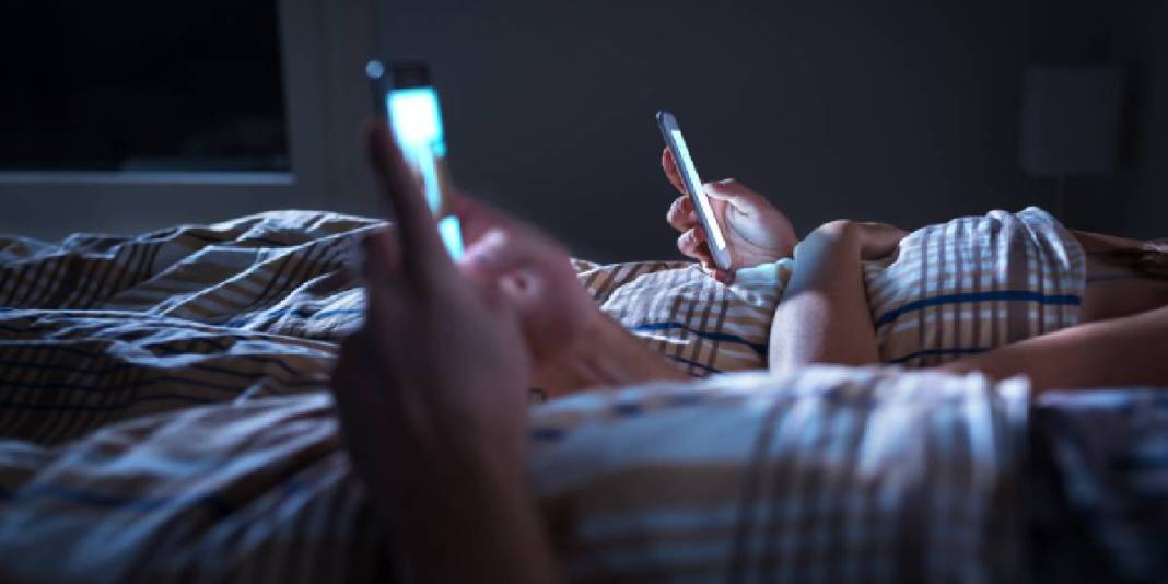 Uykusuzluk sorunu yaşıyorsanız bu etkene dikkat! Uzman isim açıkladı: Masum görünse de en temel neden… 2